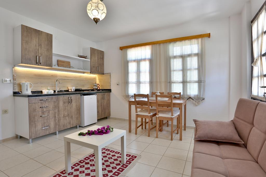 Limon Apart Apartment อัคยาคา ภายนอก รูปภาพ
