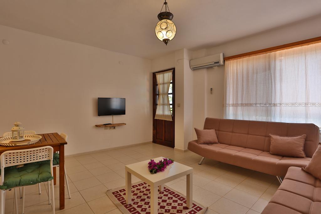 Limon Apart Apartment อัคยาคา ภายนอก รูปภาพ